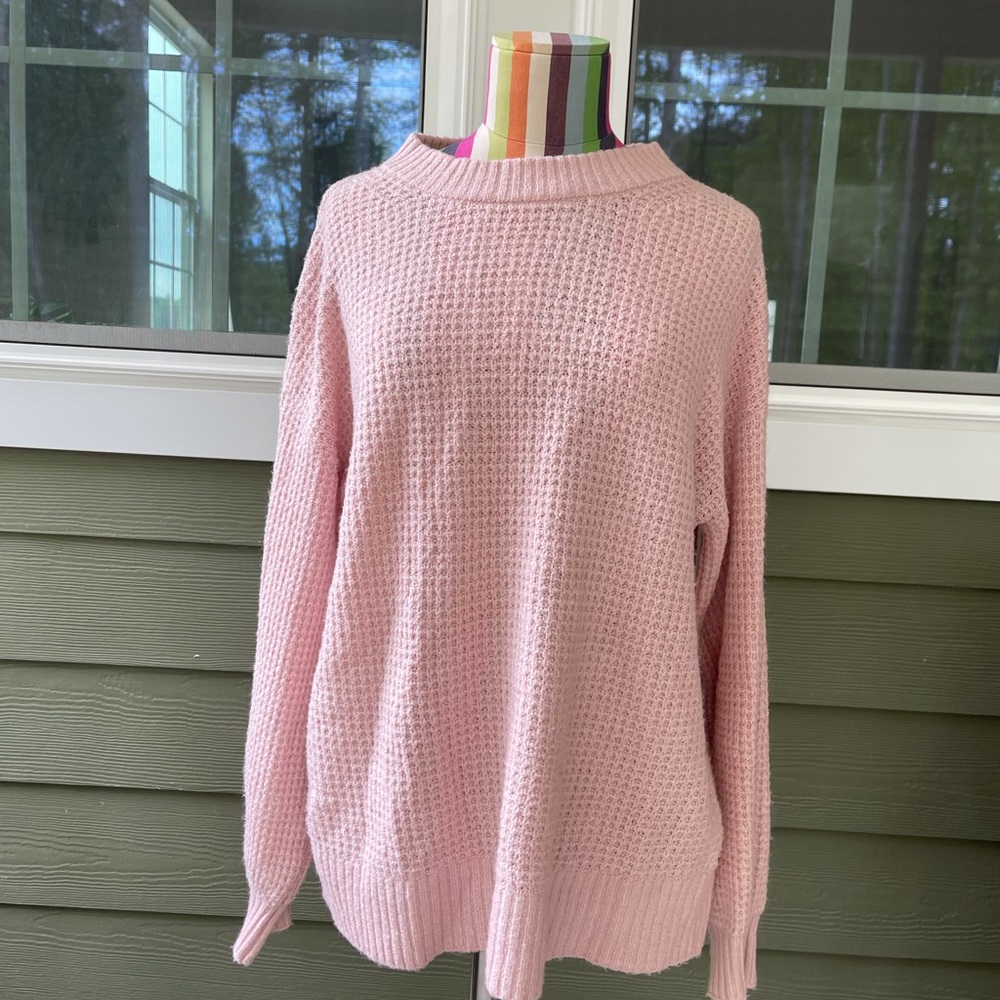 Super soft oversized pink sweater!!
